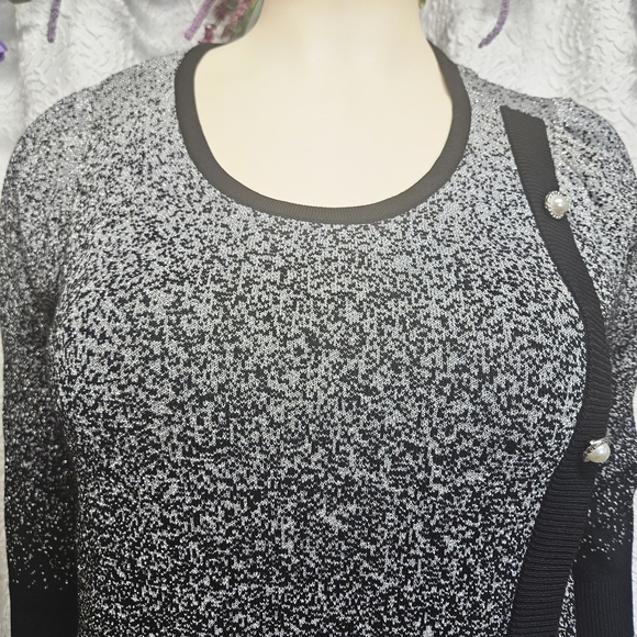 Adrienne Vittadini Black and Gray Crew Neck Sweater with Gradient Design - Picture 4 of 6